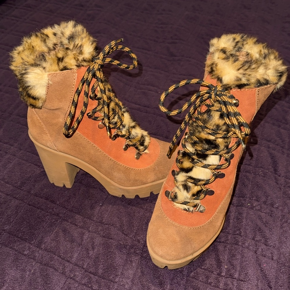 Jessica Simpson Mikah Boot